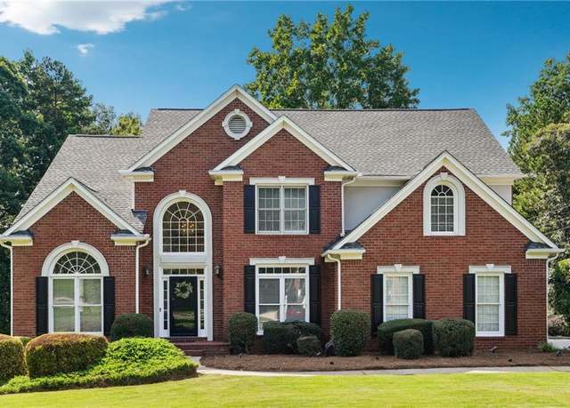 Property at 325 Stonecastle Pass SW, Atlanta, GA 30331, 5 beds, 3.5 baths