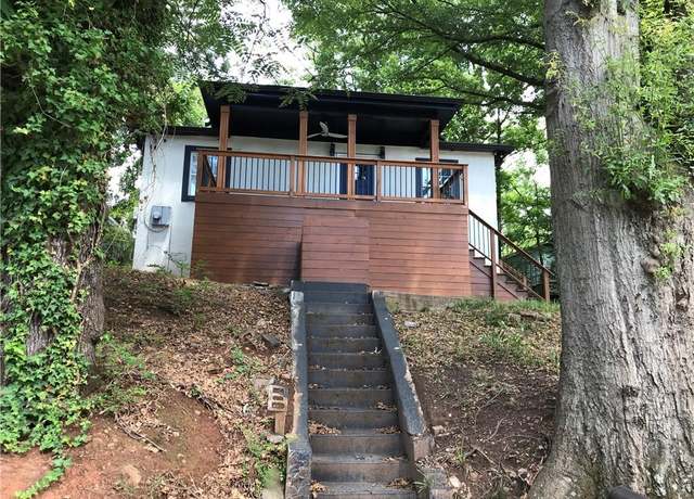 Property at 1140 Smith St SW, Atlanta, GA 30310, 4 beds, 2 baths