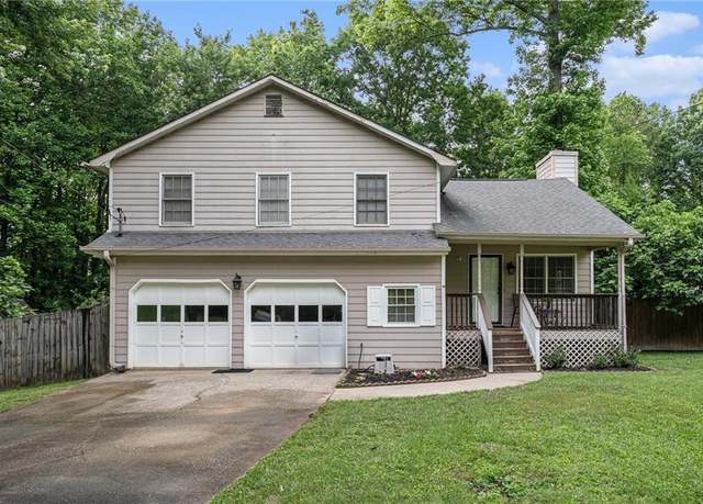 Property at 1888 Kelvin Dr, Lawrenceville, GA 30043, 3 beds, 2.5 baths