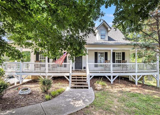 Property at 47 Glen Ridge Dr, Villa Rica, GA 30180, 3 beds, 2.5 baths