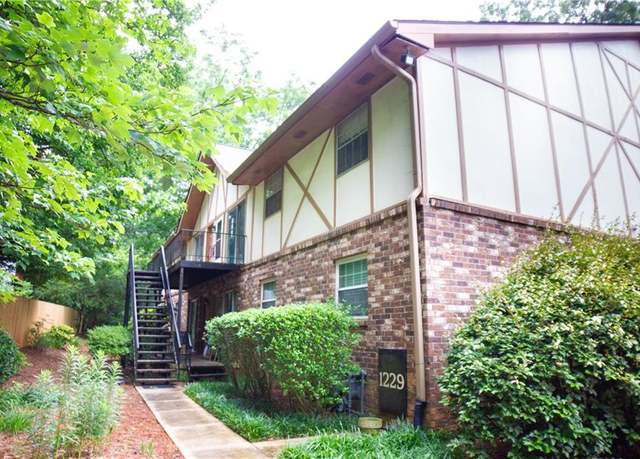 Property at 1229 Church St Unit H, Decatur, GA 30030, 2 beds, 1.5 baths
