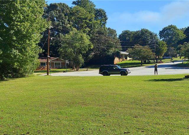 Property at 3965 Camelot Ct, Tucker, GA 30084