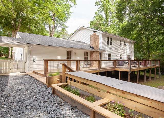 Property at 5322 Seaton Dr, Dunwoody, GA 30338, 4 beds, 3 baths