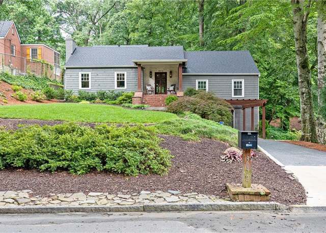 Property at 3072 Dale Dr NE, Atlanta, GA 30305, 3 beds, 2.5 baths