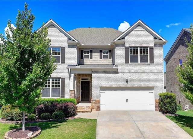 Property at 2090 Beckham St, Cumming, GA 30041, 5 beds, 3 baths