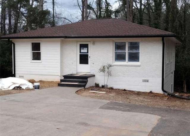 Property at 3543 S Cobb Dr S, Smyrna, GA 30080, 3 beds, 2 baths