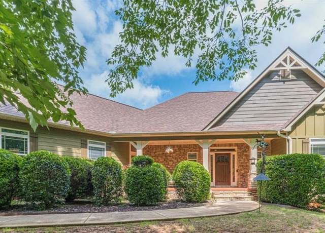 Property at 255 Nicklaus Cir, Social Circle, GA 30025, 3 beds, 3.5 baths