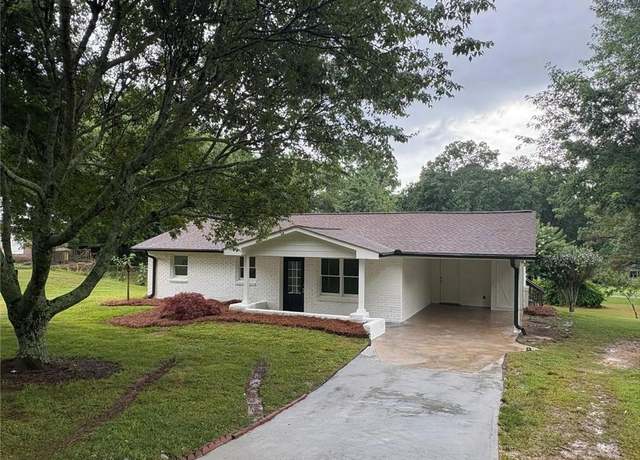 Property at 4706 Piney Grove Rd, Cumming, GA 30040, 3 beds, 1.5 baths