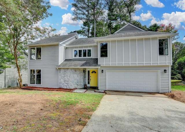Property at 4767 Glenwhite Dr, Duluth, GA 30097, 4 beds, 2.5 baths