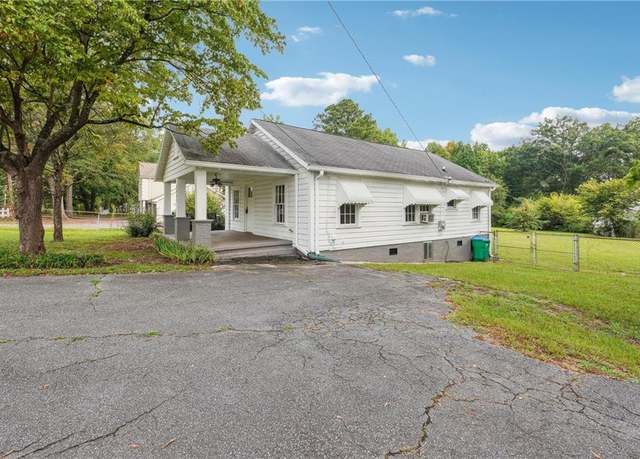 Property at 5665 Austell Powder Springs Rd, Austell, GA 30106, 3 beds, 1 bath