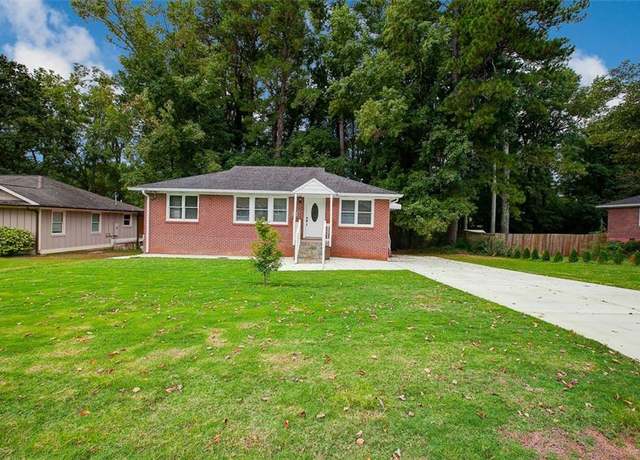 Property at 690 Green Acres Rd SE, Smyrna, GA 30080, 3 beds, 2 baths