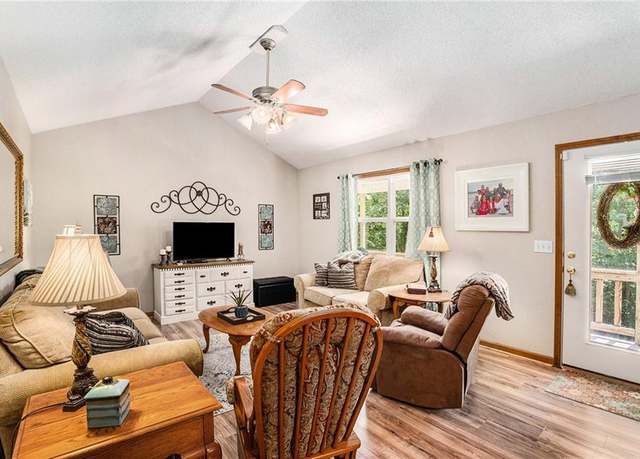 Property at 1700 Greenfield Rd, Ellijay, GA 30536, 2 beds, 1 bath