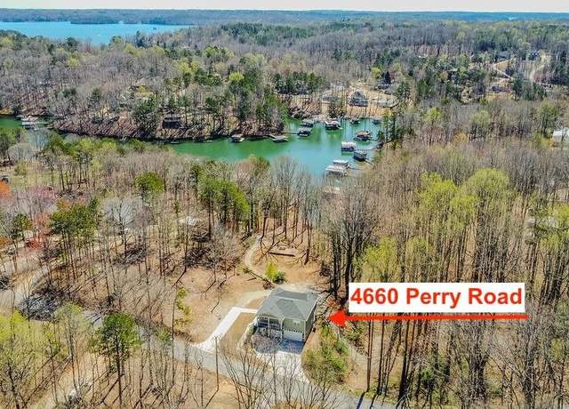 Property at 4660 Perry Rd, Gainesville, GA 30506, 3 beds, 3 baths