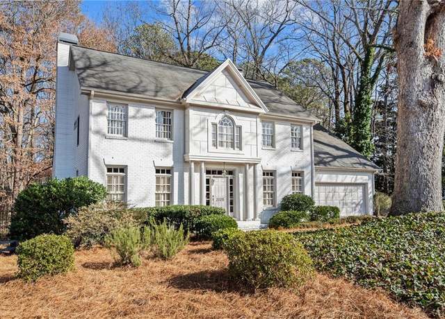 Property at 2125 Fairfax Dr, Alpharetta, GA 30009, 5 beds, 3.5 baths
