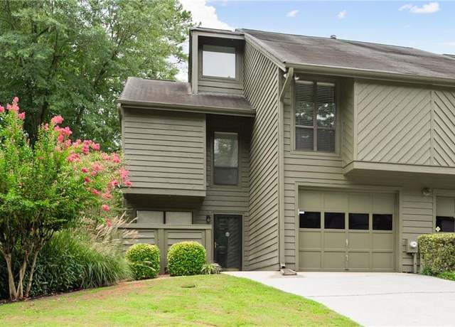 Property at 1097 Creatwood Cir SE, Smyrna, GA 30080, 2 beds, 2 baths
