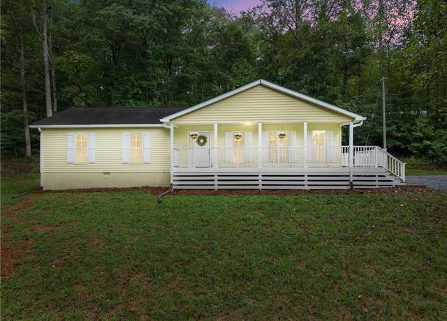 Property at 43 August Ln, Dahlonega, GA 30533, 3 beds, 2 baths