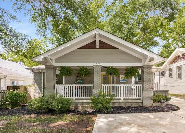 Property at 2486 Memorial Dr SE, Atlanta, GA 30317, 3 beds, 1.5 baths