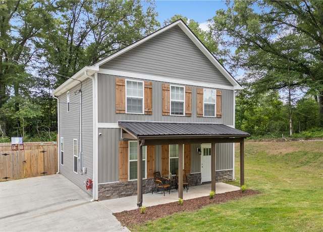 Property at 106 Hill St, Cedartown, GA 30125, 3 beds, 2.5 baths