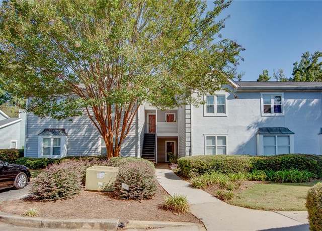 Property at 72 Sutton Pl, Avondale Estates, GA 30002, 2 beds, 2 baths