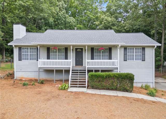 Property at 5045 Shadow Wood Dr, Canton, GA 30114, 3 beds, 2 baths