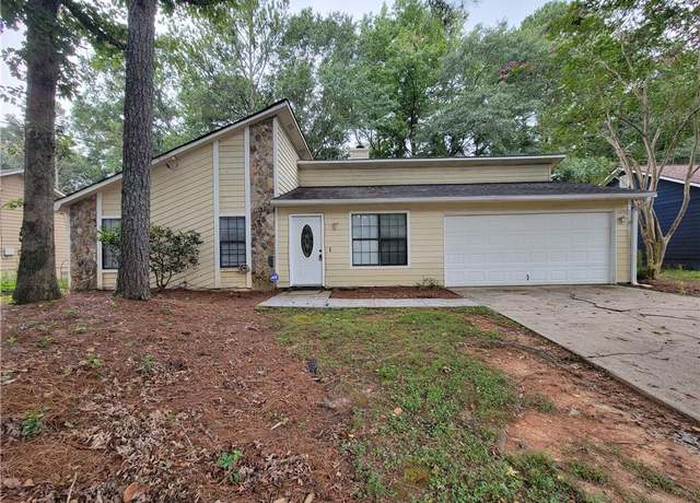 Property at 2760 Blarney Way, Duluth, GA 30096, 3 beds, 2 baths