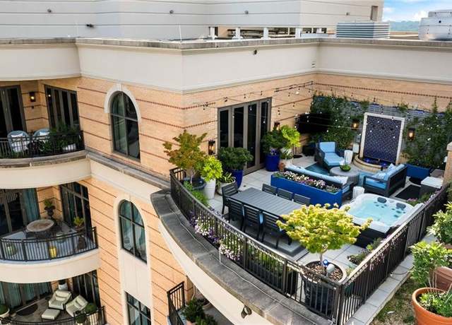 Property at 3286 Northside Pkwy NW Ph 2, Atlanta, GA 30327, 3 beds, 2.5 baths