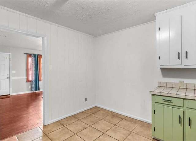 Property at 333 Alfred Ave, Rome, GA 30161, 3 beds, 2 baths
