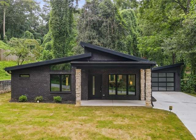 Property at 998 Lookout Ave NW, Atlanta, GA 30318, 3 beds, 2.5 baths