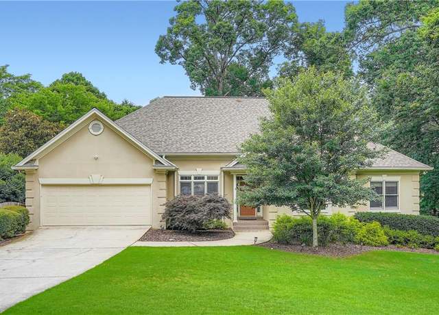 Property at 2676 Varner Dr NE, Atlanta, GA 30345, 4 beds, 4 baths