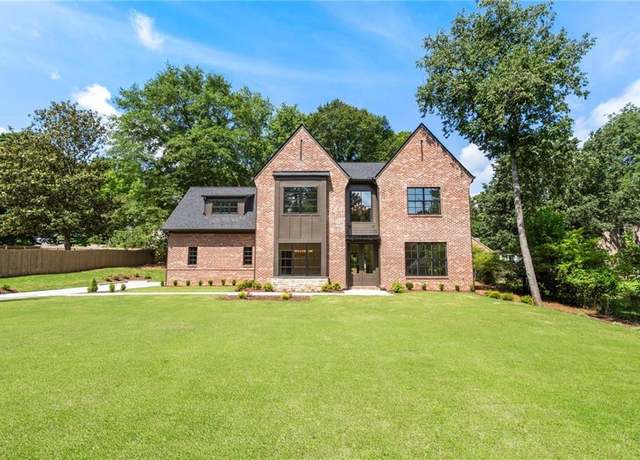 Property at 3711 Mountain Cove Rd, Snellville, GA 30039, 5 beds, 4.5 baths
