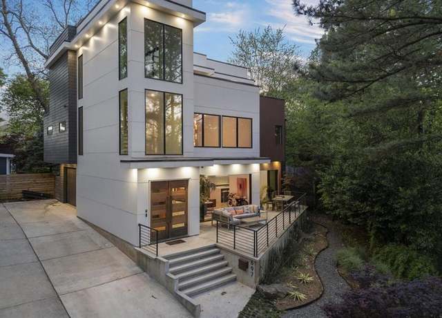 Property at 697 Kendall St NE, Atlanta, GA 30312, 4 beds, 5 baths