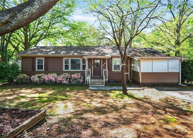 Property at 1400 Hidden Circle Dr, Sugar Hill, GA 30518, 3 beds, 2 baths