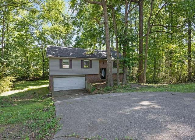 Property at 3189 Glen Hollow Dr, Rex, GA 30273, 3 beds, 2 baths