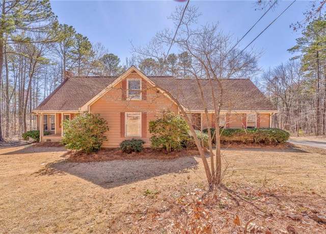 Property at 285 Skeet Shoot Rd, Dallas, GA 30132, 4 beds, 2.5 baths