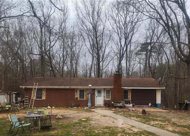 Property at 111 Oak Grove Rd, Temple, GA 30179, 3 beds, 2 baths
