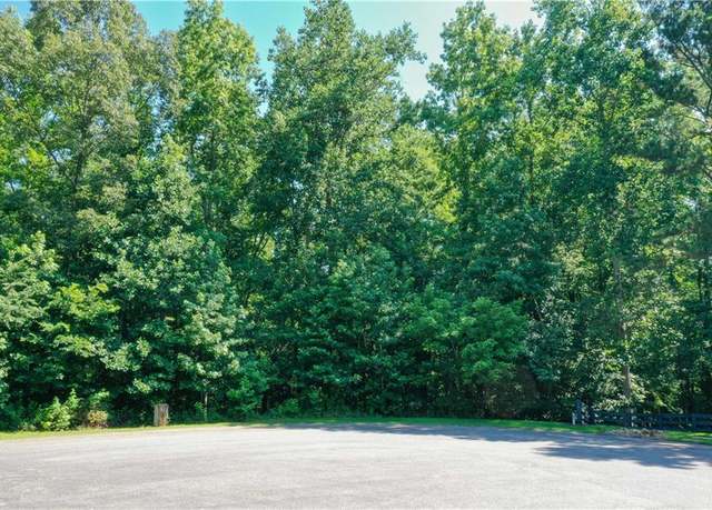 Property at 4015 Fouts Dr, Cumming, GA 30028