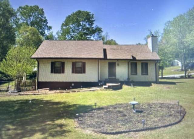 Property at 2860 Powder Horn Trl, Marietta, GA 30064, 4 beds, 2 baths