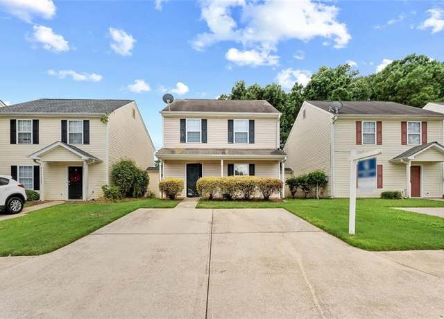 Property at 205 Coral Cir, Mcdonough, GA 30253, 3 beds, 2.5 baths
