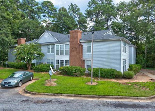 Property at 4321 Orchard Park Ct, Stone Mountain, GA 30083, 2 beds, 2 baths