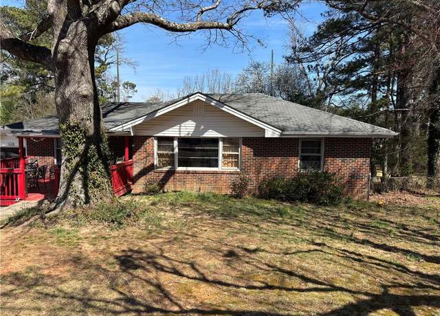Property at 496 Elizabeth Ln SW, Mableton, GA 30126, 3 beds, 2 baths