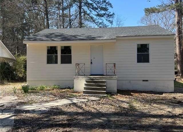 Property at 5393 Booker T Dr, Morrow, GA 30260, 3 beds, 2 baths