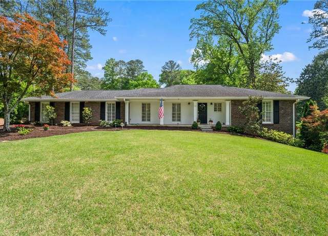 Property at 10 Wyndham Dr, Sandy Springs, GA 30328, 5 beds, 3 baths
