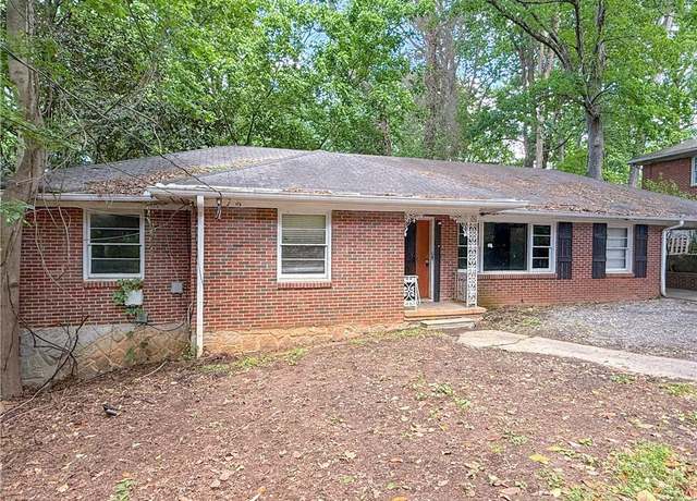 Property at 668 Lynn Cir SW, Atlanta, GA 30311, 3 beds, 3 baths