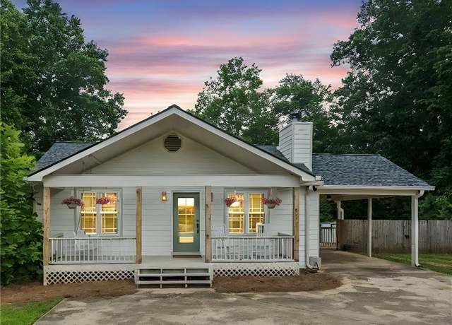 Property at 5010 Truman Mountain Rd, Gainesville, GA 30506, 3 beds, 2 baths