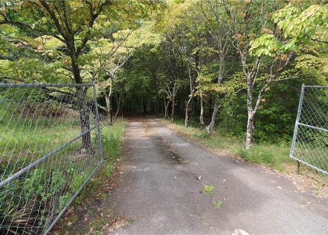 Property at 3025 S Cherokee Ln S, Woodstock, GA 30188