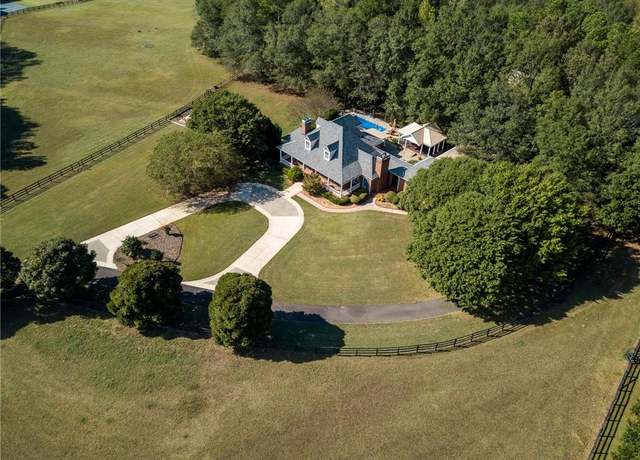 Property at 75 Rivercreek Xing, Kingston, GA 30145, 3 beds, 3.5 baths