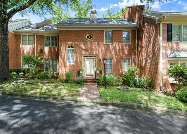 Property at 40 Ivy Chase NE, Atlanta, GA 30342, 3 beds, 2.5 baths