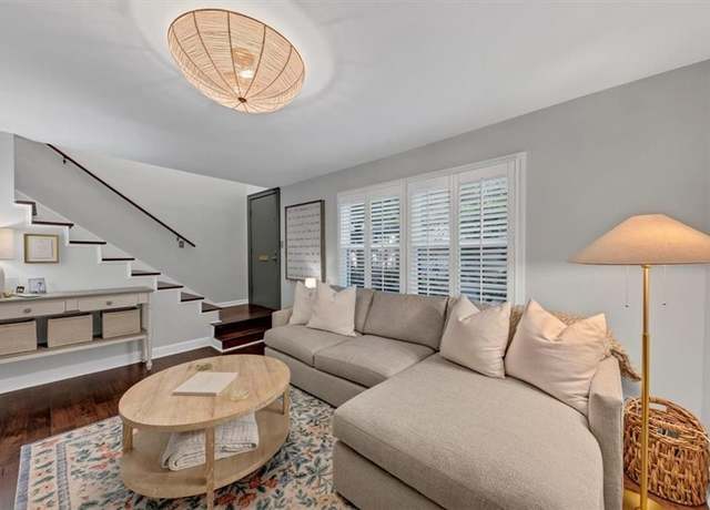 Property at 2 Arpege Way NW, Atlanta, GA 30327, 2 beds, 2.5 baths