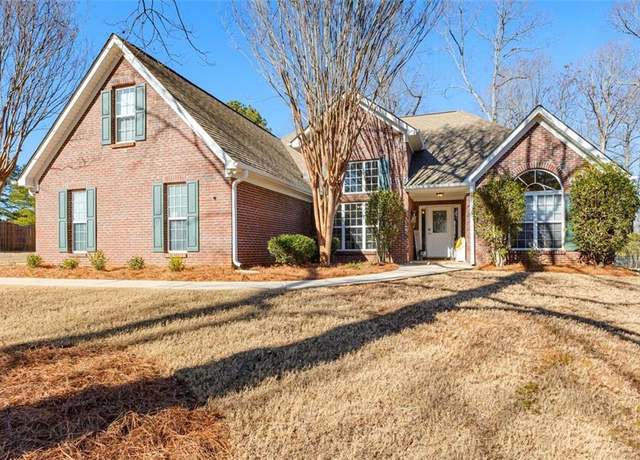Property at 1585 Lake Dow Rd, Mcdonough, GA 30252, 4 beds, 2 baths