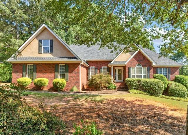 Property at 925 Champions Way, Mcdonough, GA 30252, 3 beds, 2.5 baths